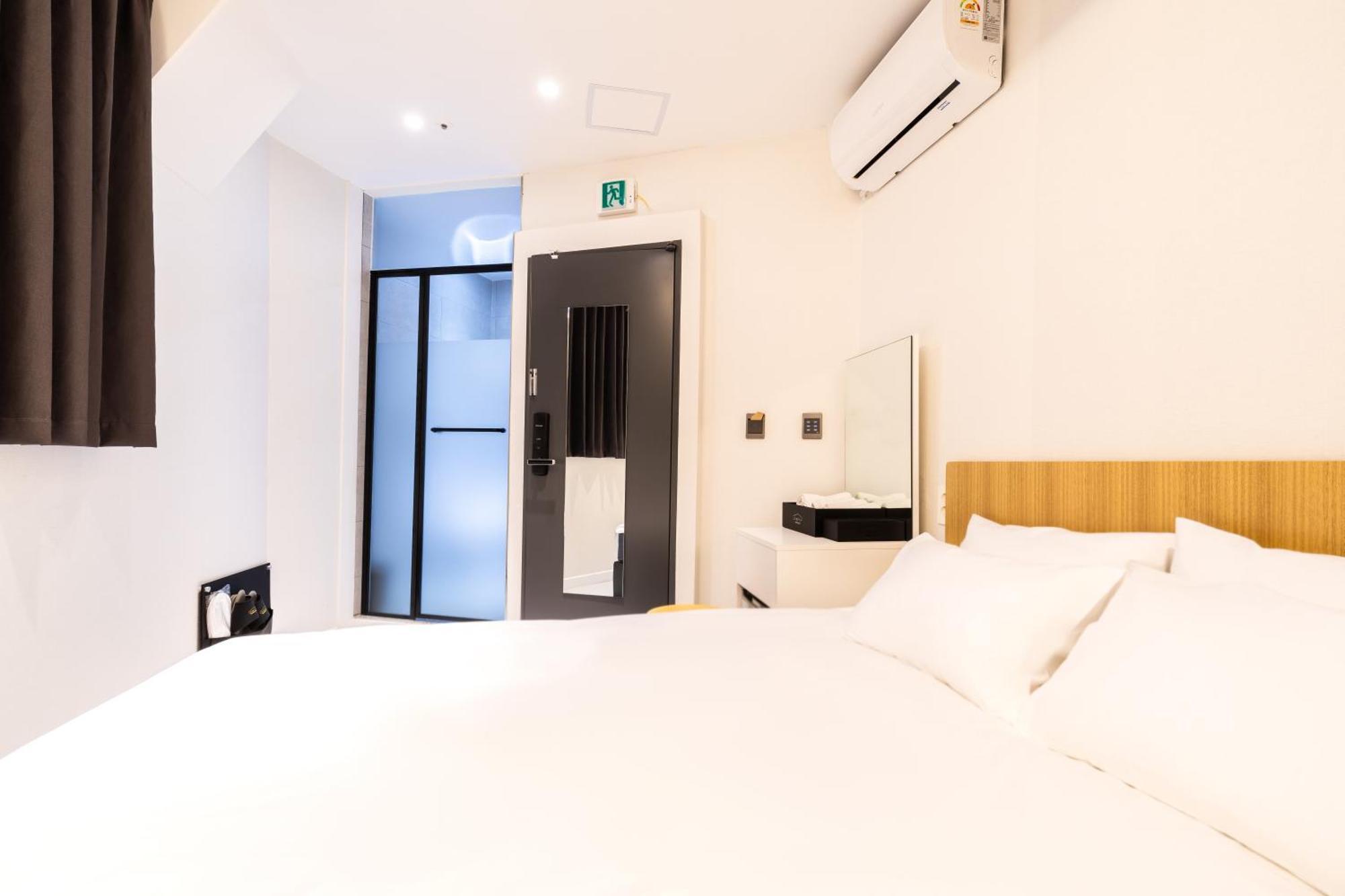 U Stay Myeongdong Сеул Екстериор снимка