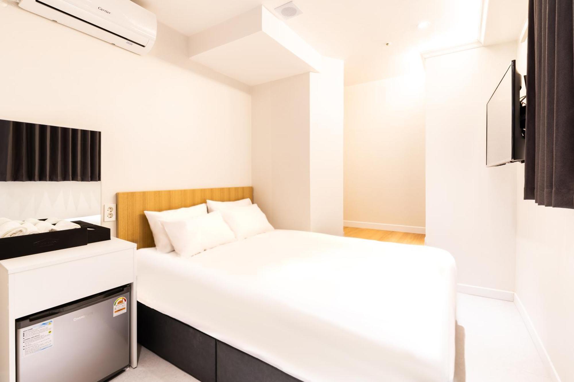 U Stay Myeongdong Сеул Екстериор снимка